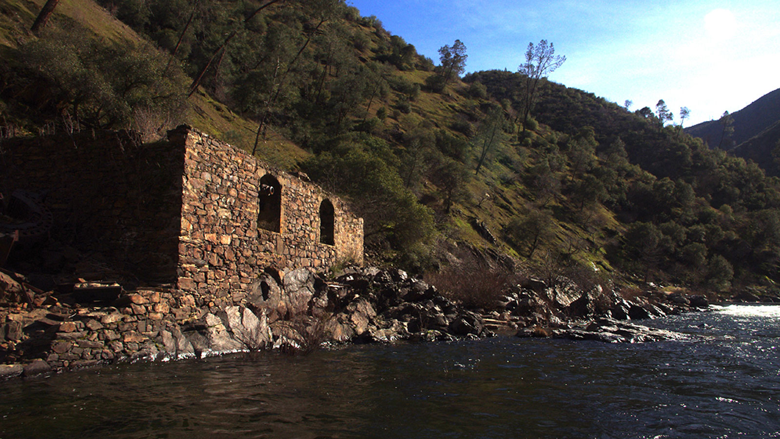 10 things you can only do on the Tuolumne (powerhouse)